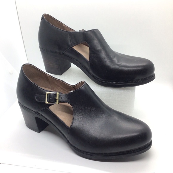 dansko susan ankle bootie